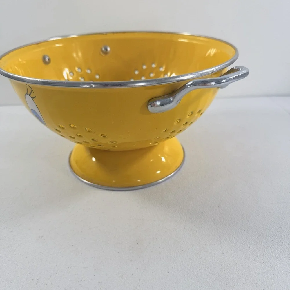 Rare Exclusively Designed Warner Brothers‎ Tweety Bird Colander  Strainer 2000